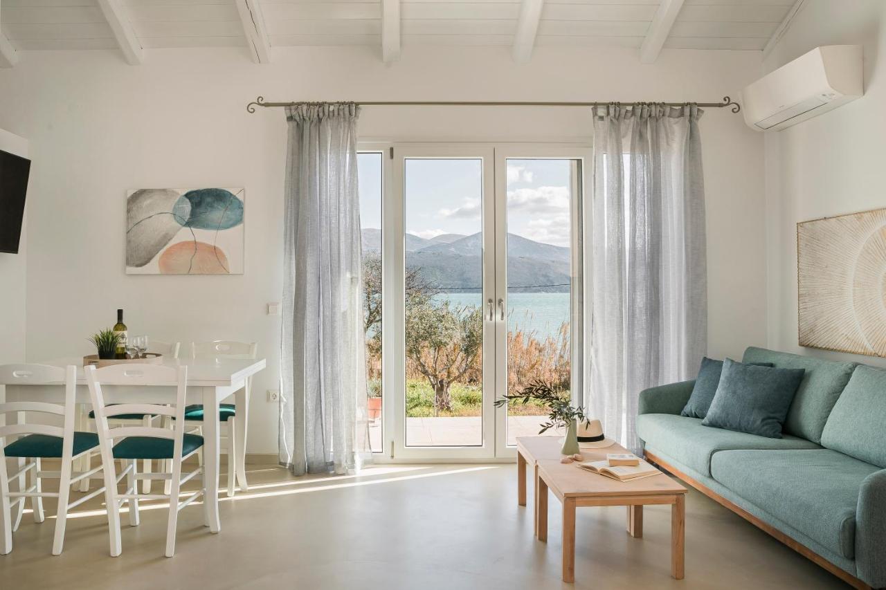 Apollonides Seafront Villa1 Aoede Lixouri Buitenkant foto