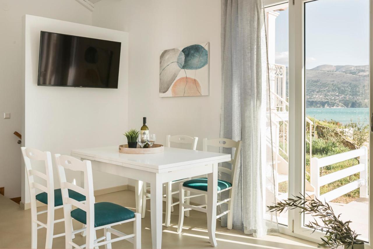 Apollonides Seafront Villa1 Aoede Lixouri Buitenkant foto
