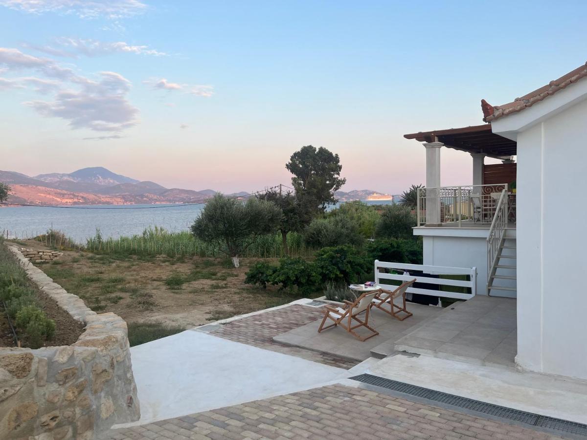 Apollonides Seafront Villa1 Aoede Lixouri Buitenkant foto