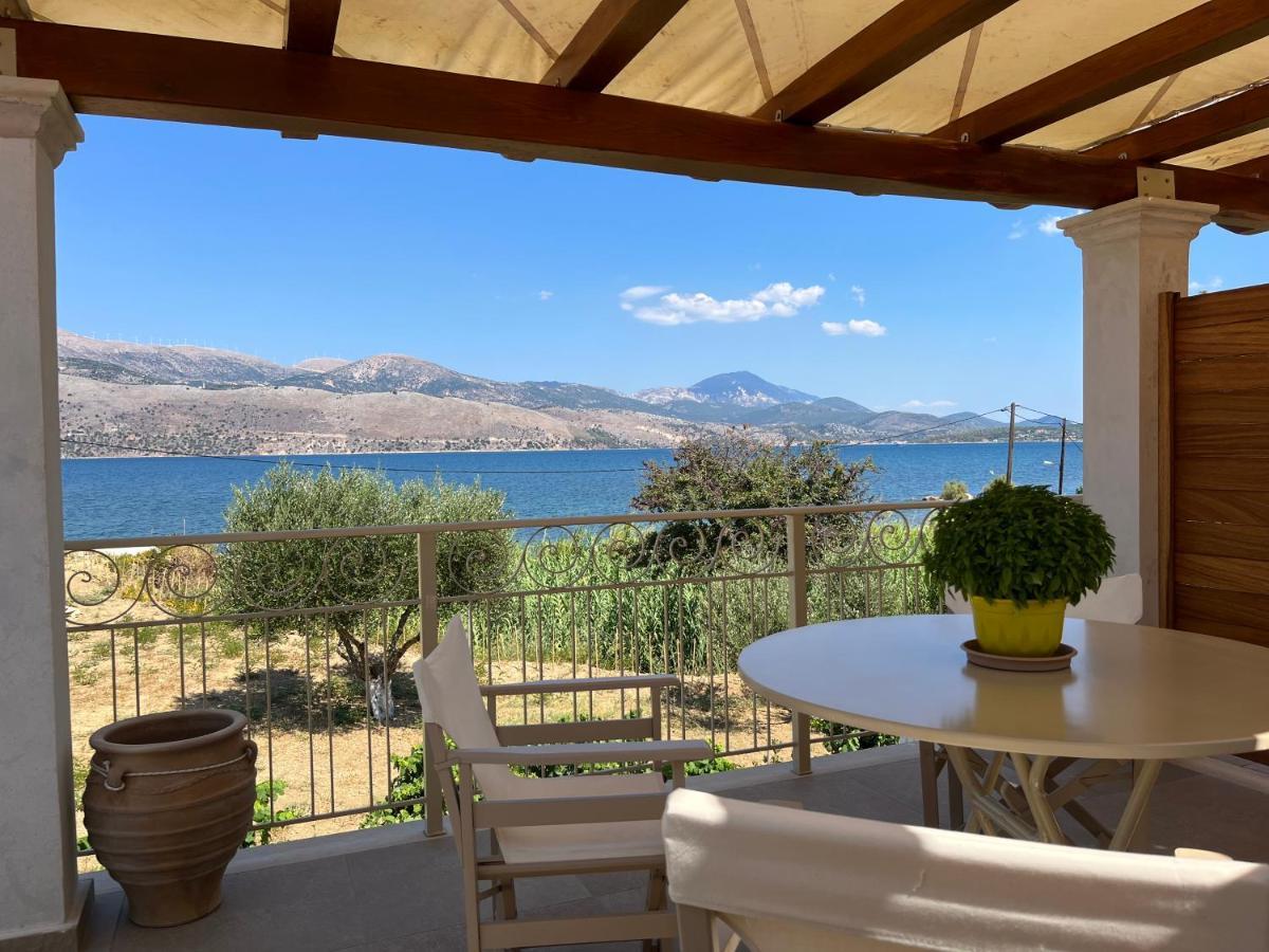 Apollonides Seafront Villa1 Aoede Lixouri Buitenkant foto