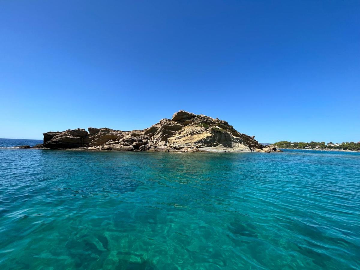 Apollonides Seafront Villa1 Aoede Lixouri Buitenkant foto