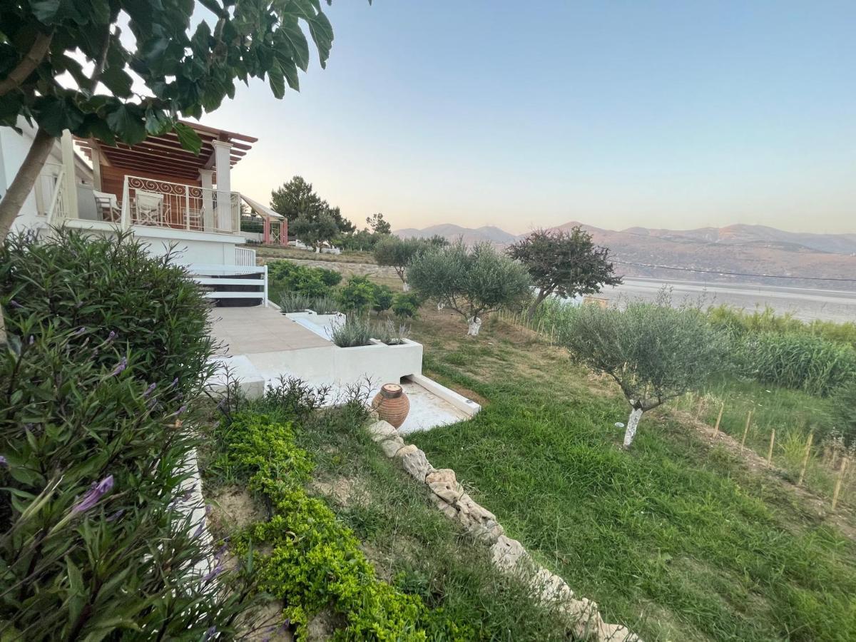 Apollonides Seafront Villa1 Aoede Lixouri Buitenkant foto