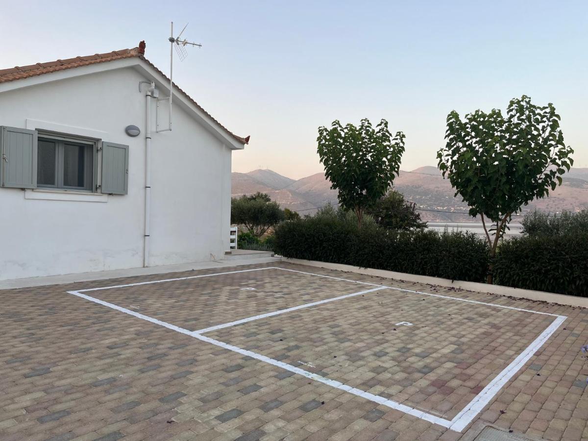 Apollonides Seafront Villa1 Aoede Lixouri Buitenkant foto