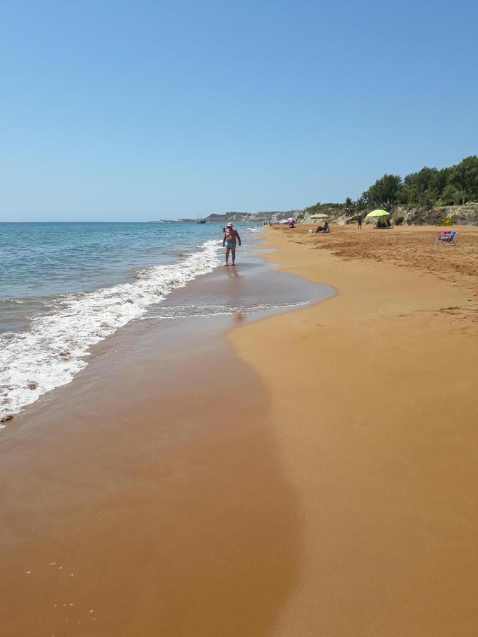 Apollonides Seafront Villa1 Aoede Lixouri Buitenkant foto